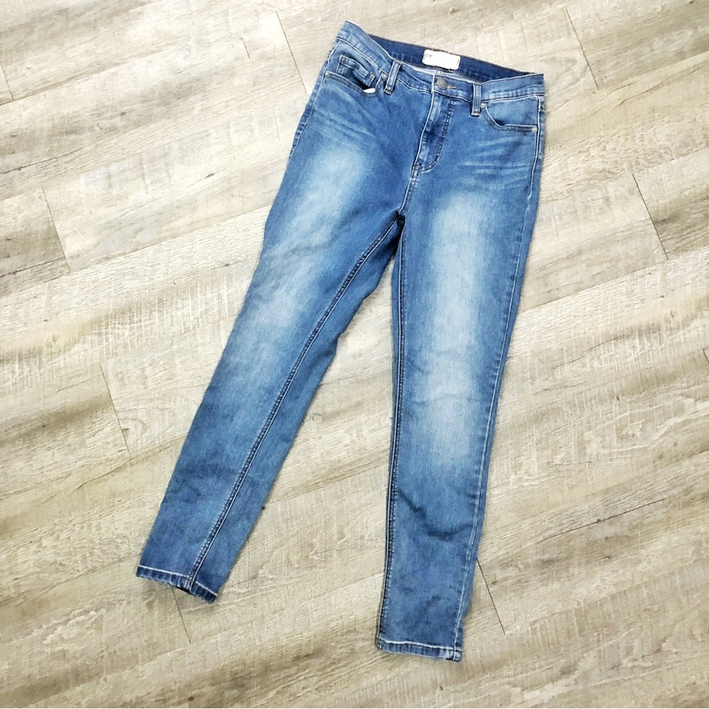 Free People Women’s Jeans Skinny Medium Blue Wash Size 28 Ankle Cropped